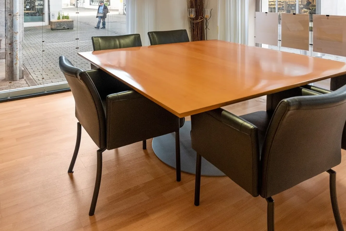 Retail Space, Practice, Office in the Village Center, on Pedestrian Zone - Photo 6 of 7