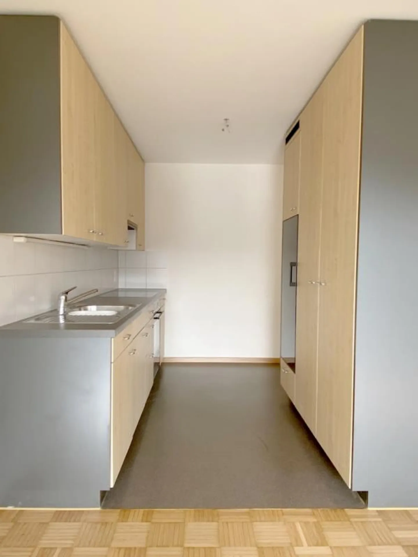Living in a Quiet Environment - Photo 2 of 8