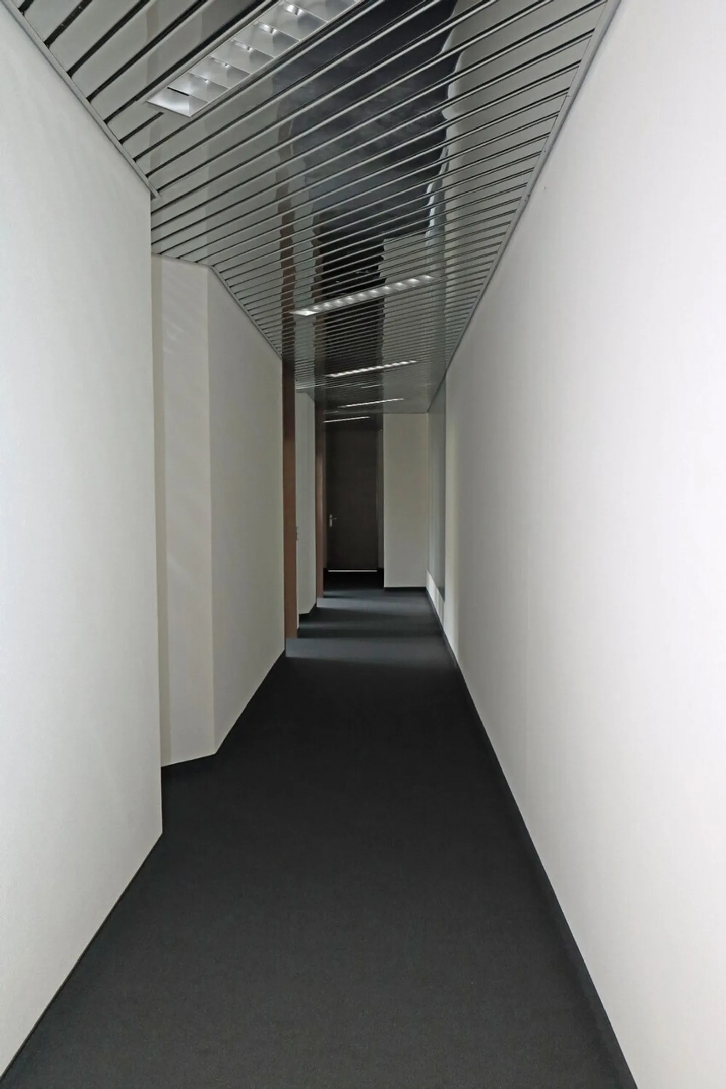 *MIETZINSAKTION* Ihr neues bezugsbereites Büro mit 2 monatiger mietzinsfreier Zeit ! - Foto 4 von 5