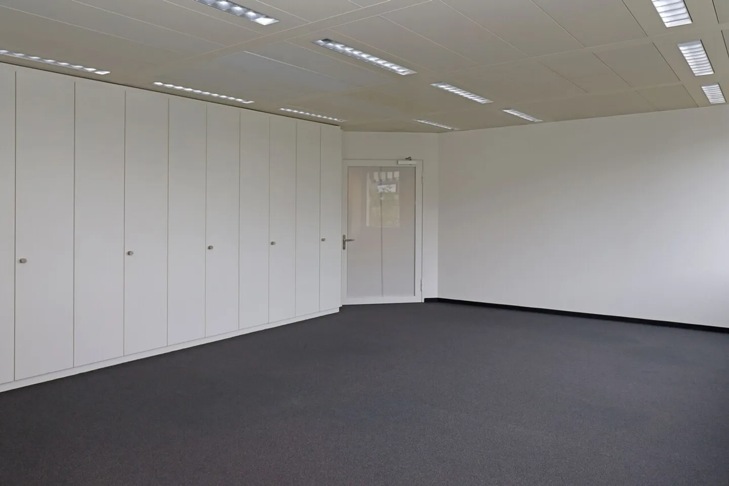 *MIETZINSAKTION* Ihr neues bezugsbereites Büro mit 2 monatiger mietzinsfreier Zeit ! - Foto 5 von 5