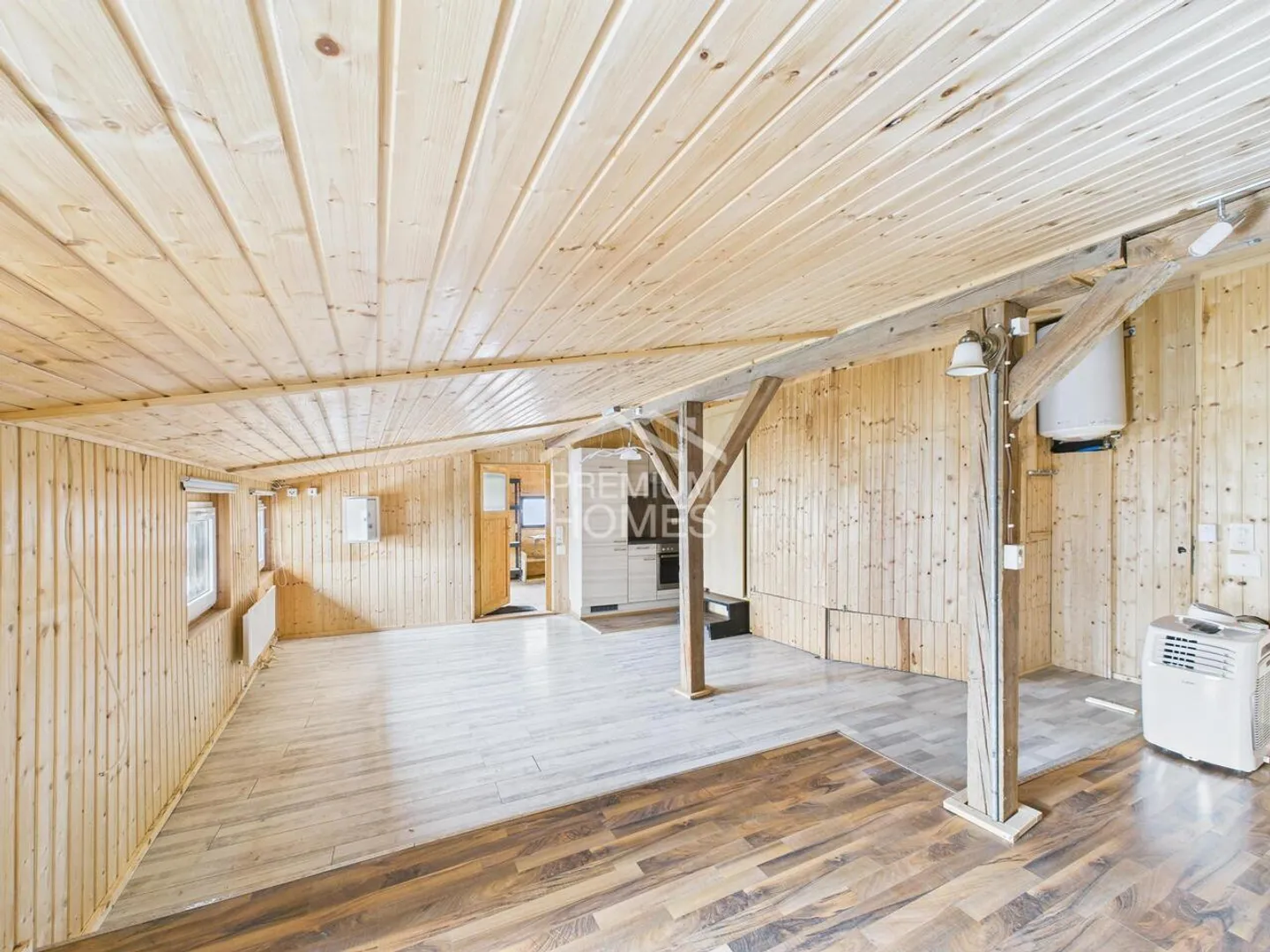 Gioiello rurale con due appartamenti e ampi terreni - Foto 8 di 9