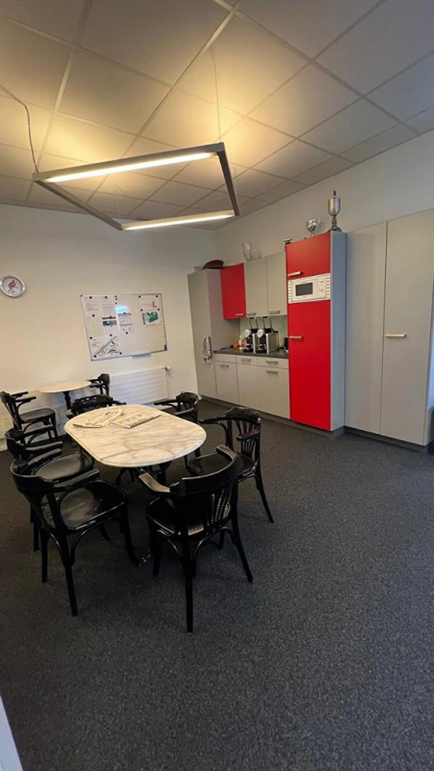 Top developed commercial space in prime location - Photo 2 of 10