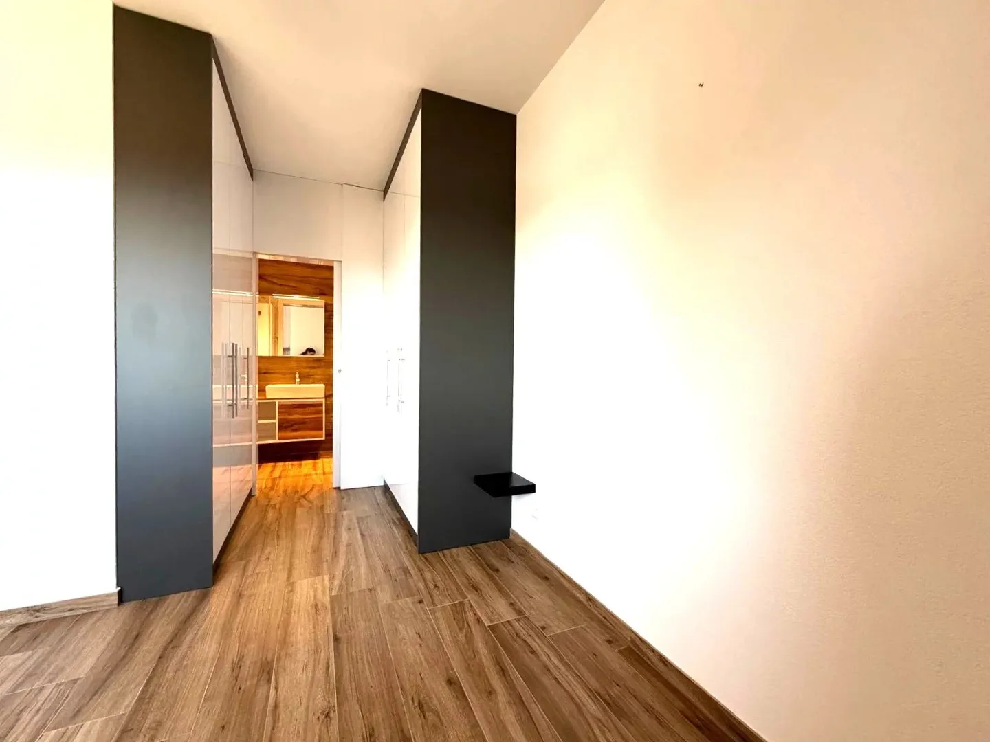 Incantevole Casa a Schiera con Giardino - Foto 5 di 10