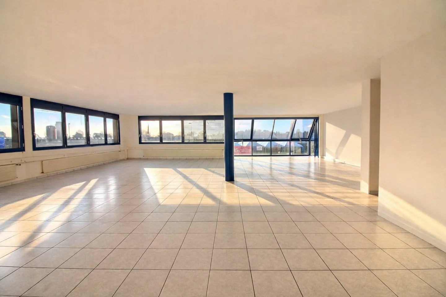 Espace Commercial à Gland - Photo 3 sur 9