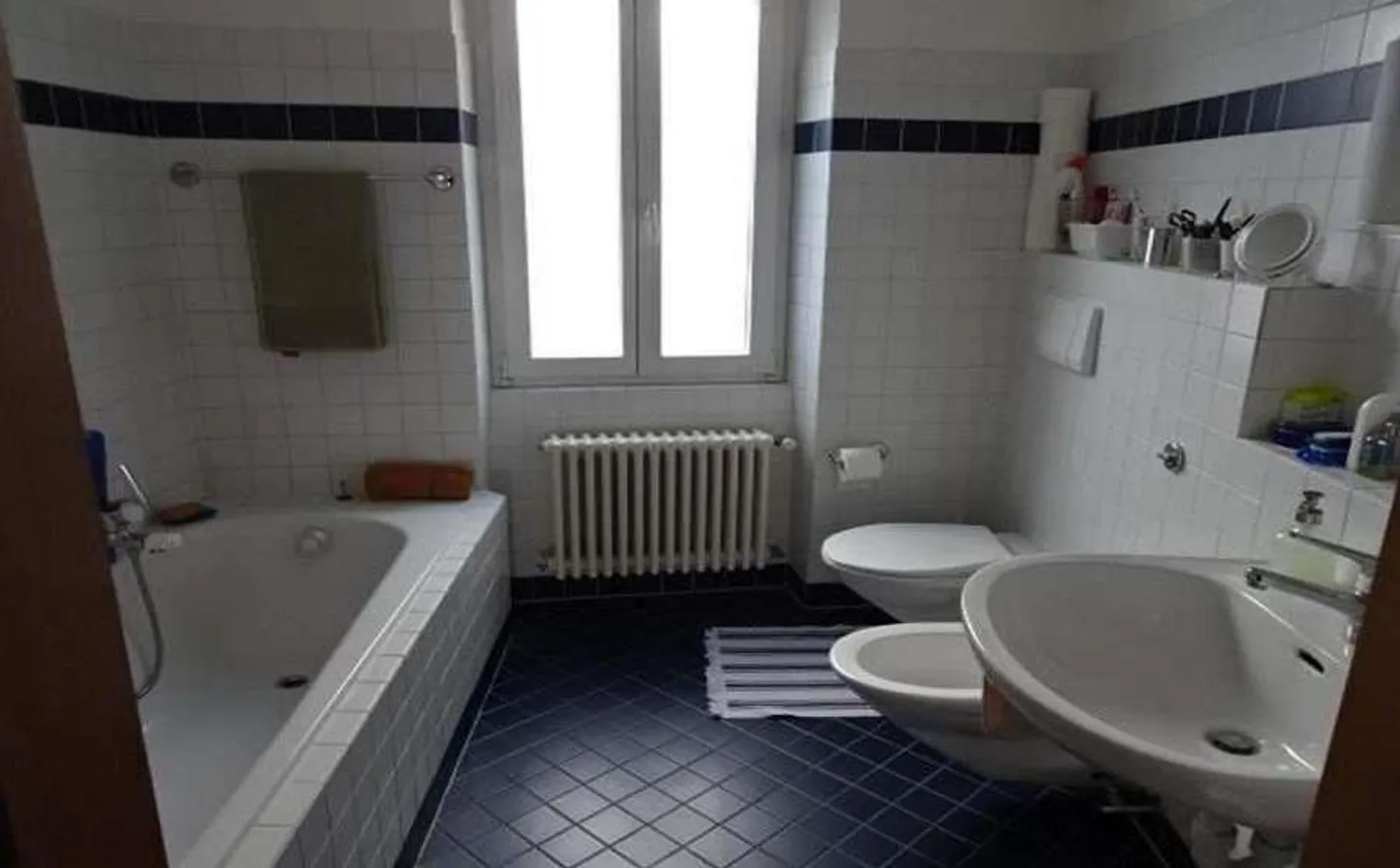 AROGNO: LARGE PANORAMIC HOUSE IN THE VILLAGE CENTER - Photo 10 of 13