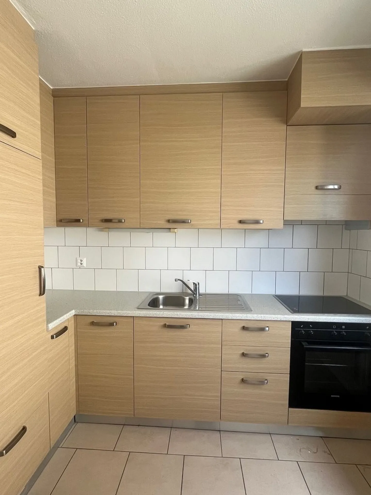 Bell'appartamento di 2,5 stanze in affitto a La Neuveville - Foto 1 di 5