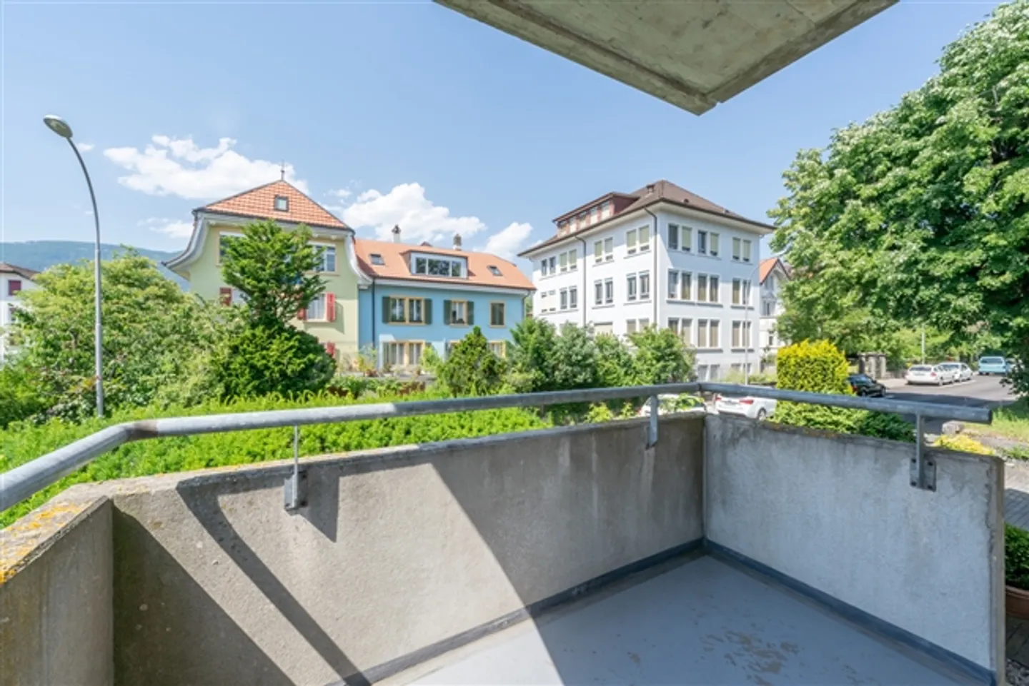 "In the middle!" - Photo 6 of 7