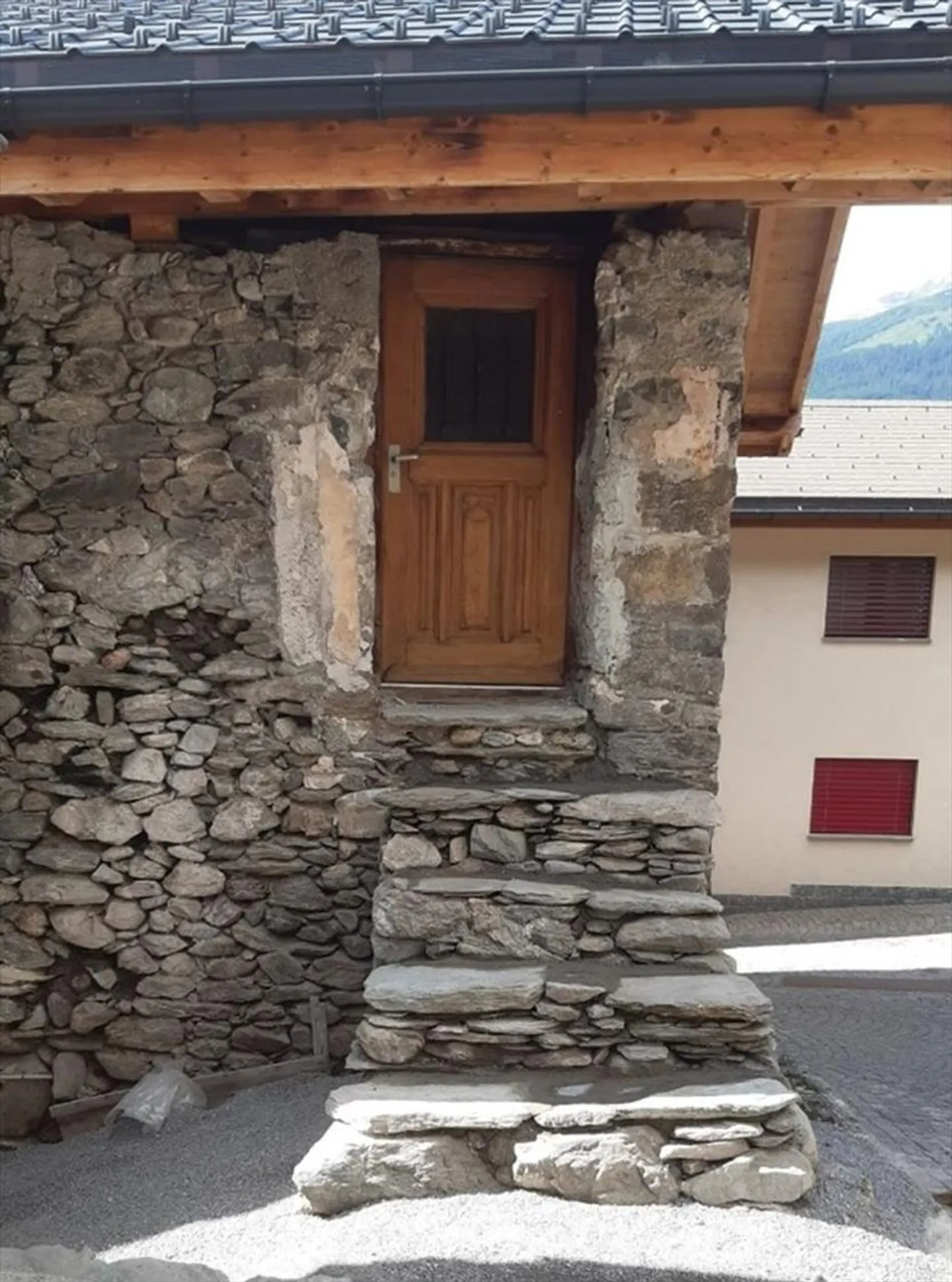 Casa - Foto 3 di 10
