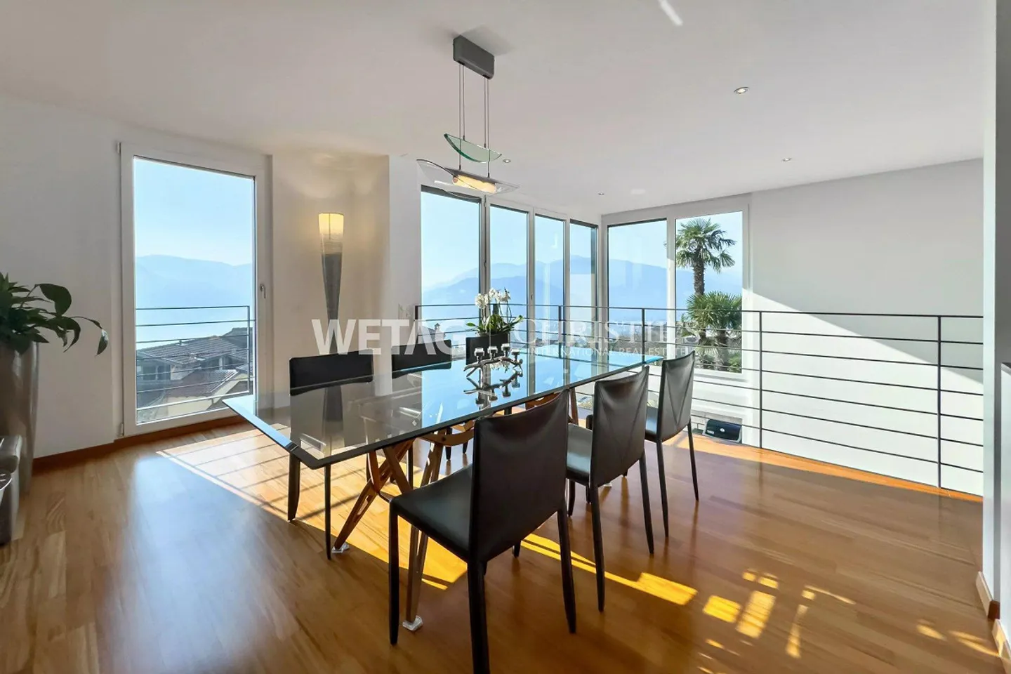 Lugano?Vernate: Elegant villa with lake view & access to communal orchard & pool for sale - Photo 4 of 13