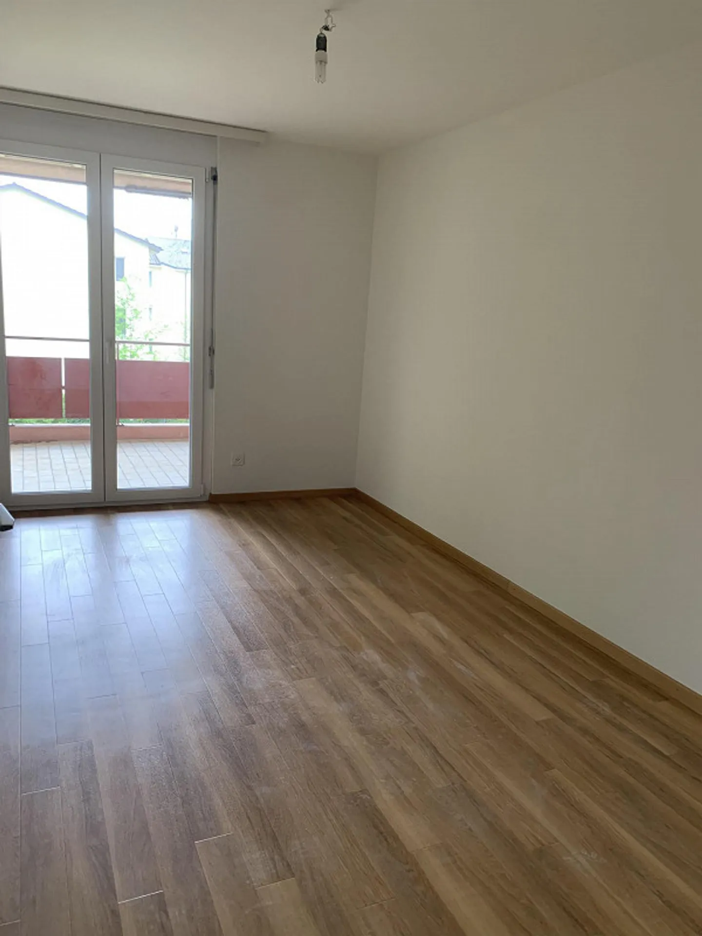 Appartamento 5.5 stanze in una posizione tranquilla - Foto 7 di 8