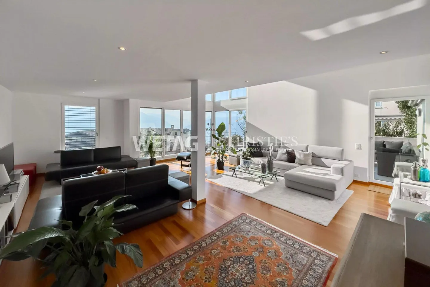 Lugano?Vernate: Elegant villa with lake view & access to communal orchard & pool for sale - Photo 6 of 13