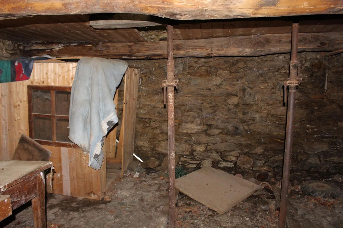Affascinante progetto di ristrutturazione a Certara - Foto 9 di 15