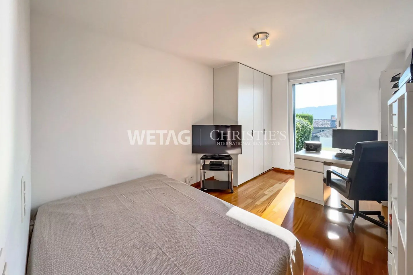 Lugano?Vernate: Elegant villa with lake view & access to communal orchard & pool for sale - Photo 8 of 13