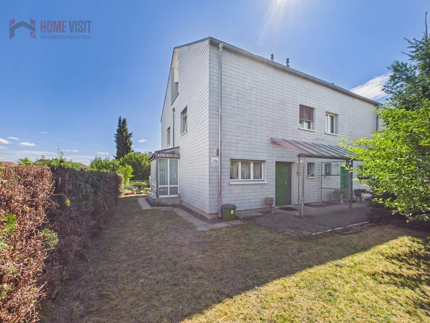 Spacious 5.5-Room Semi-Detached House - Living with Plenty of Space and Charm - Photo 14 of 19