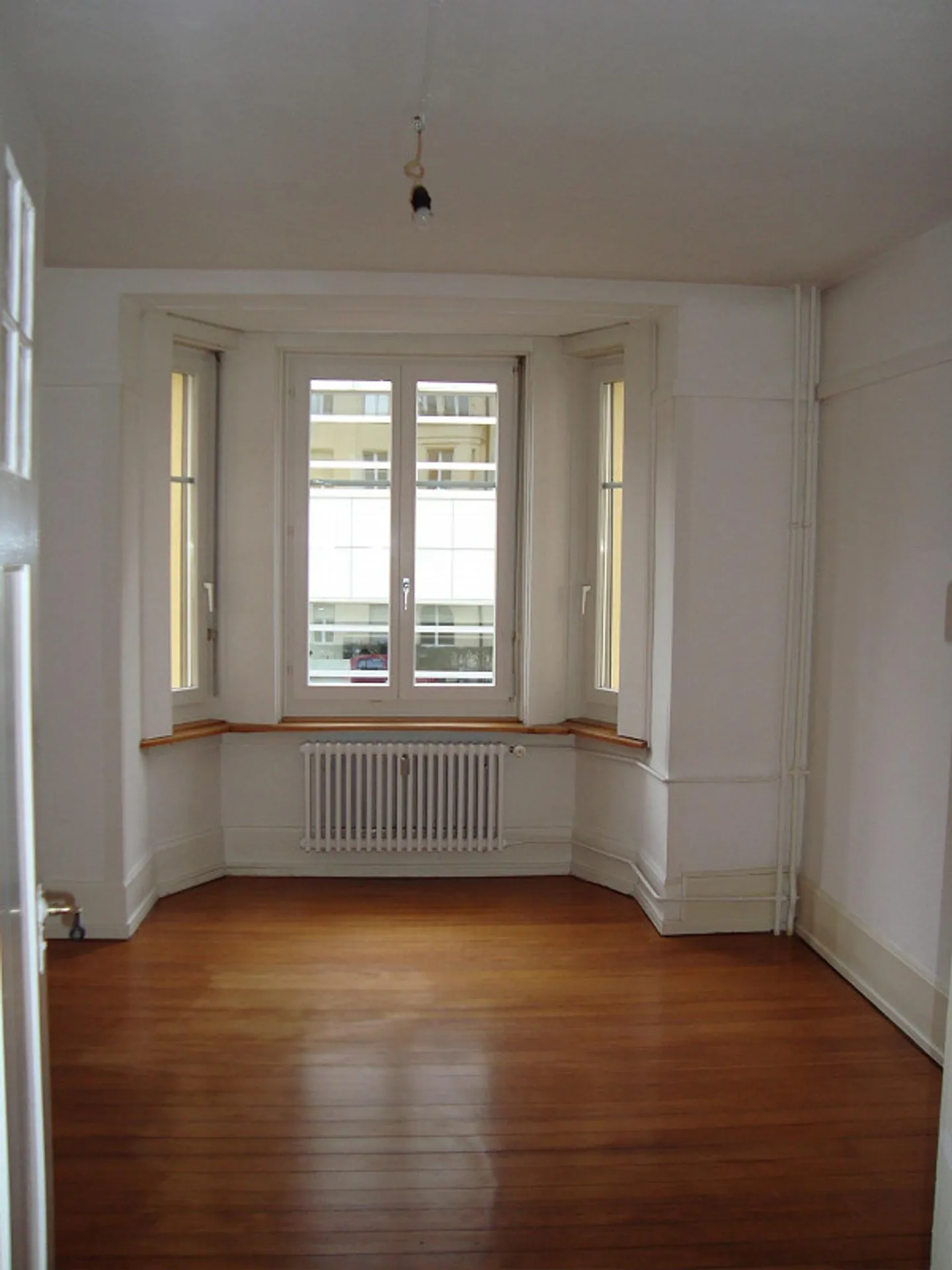 Appartamento in stile Liberty di 4 stanze - Foto 3 di 11