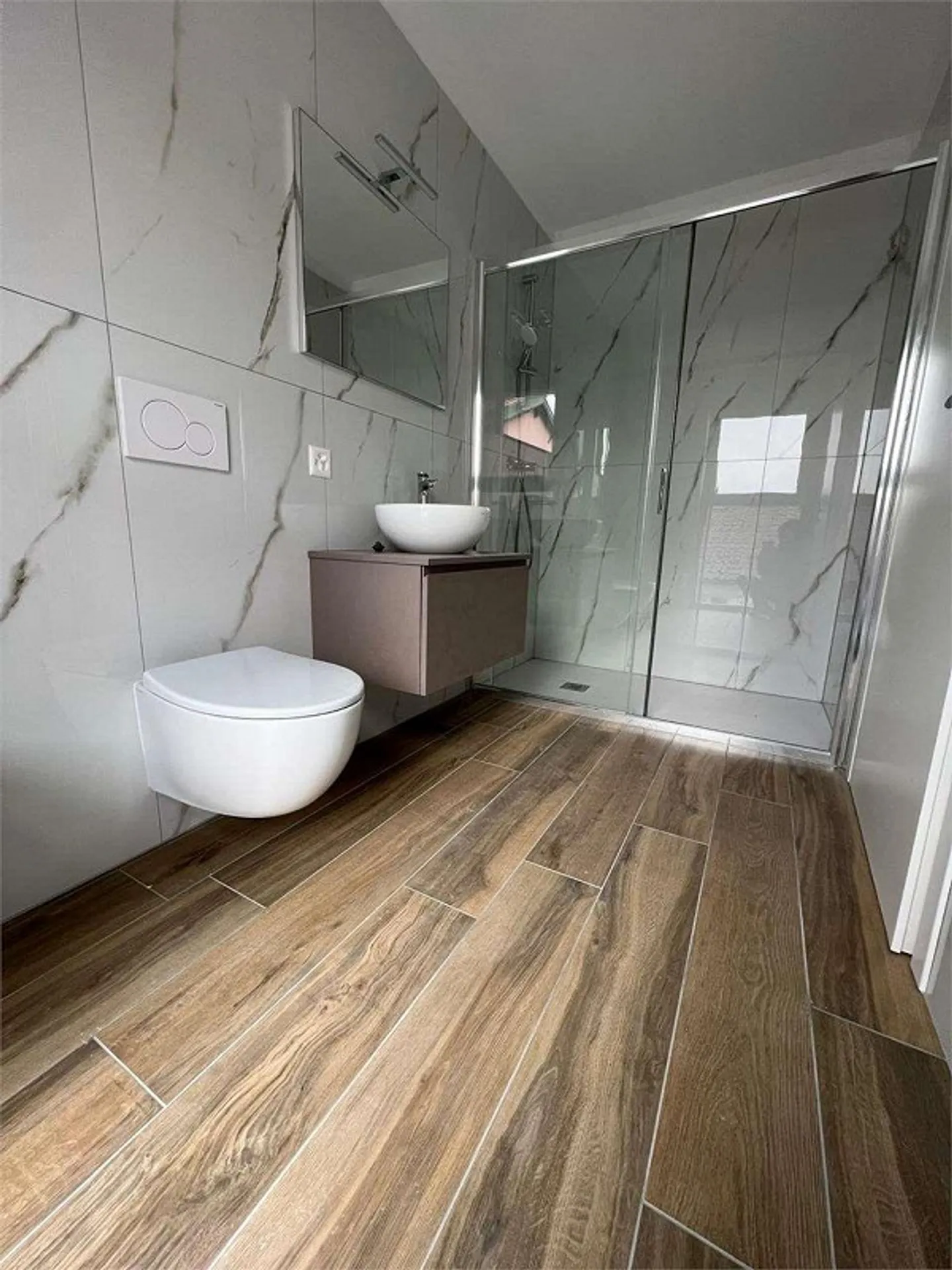 Newly built adjoining villa (2023) in Balerna - exclusive context - Photo 5 of 8