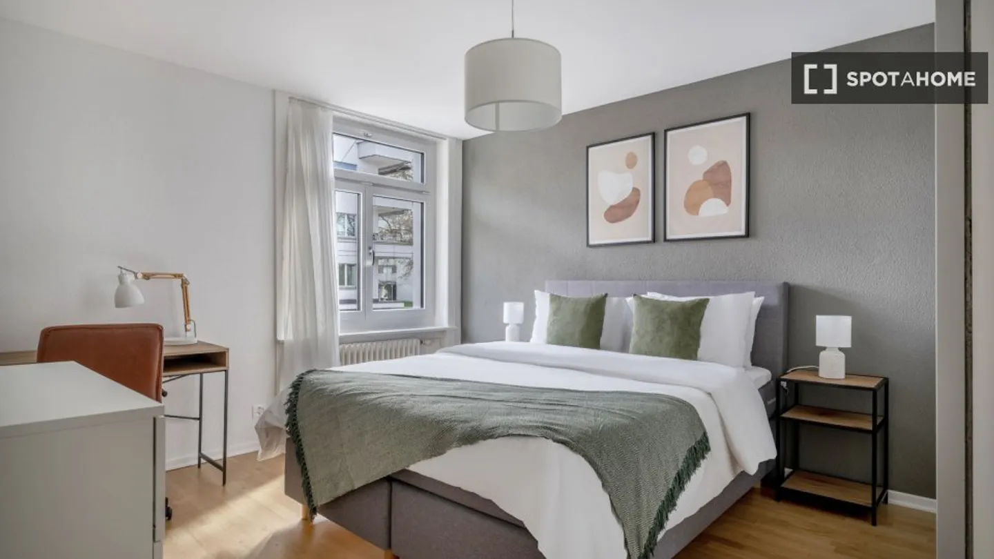 Apartment for rent - Photo 8 of 13