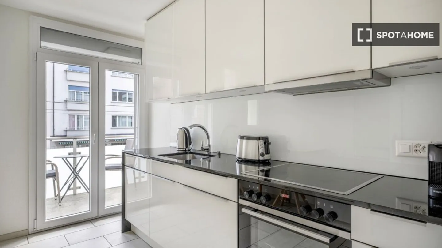 Apartment for rent - Photo 5 of 13