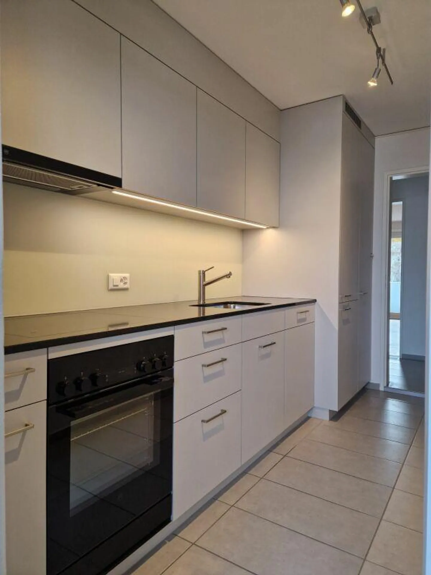 Charmante Wohnung im Grünen - Foto 1 von 8