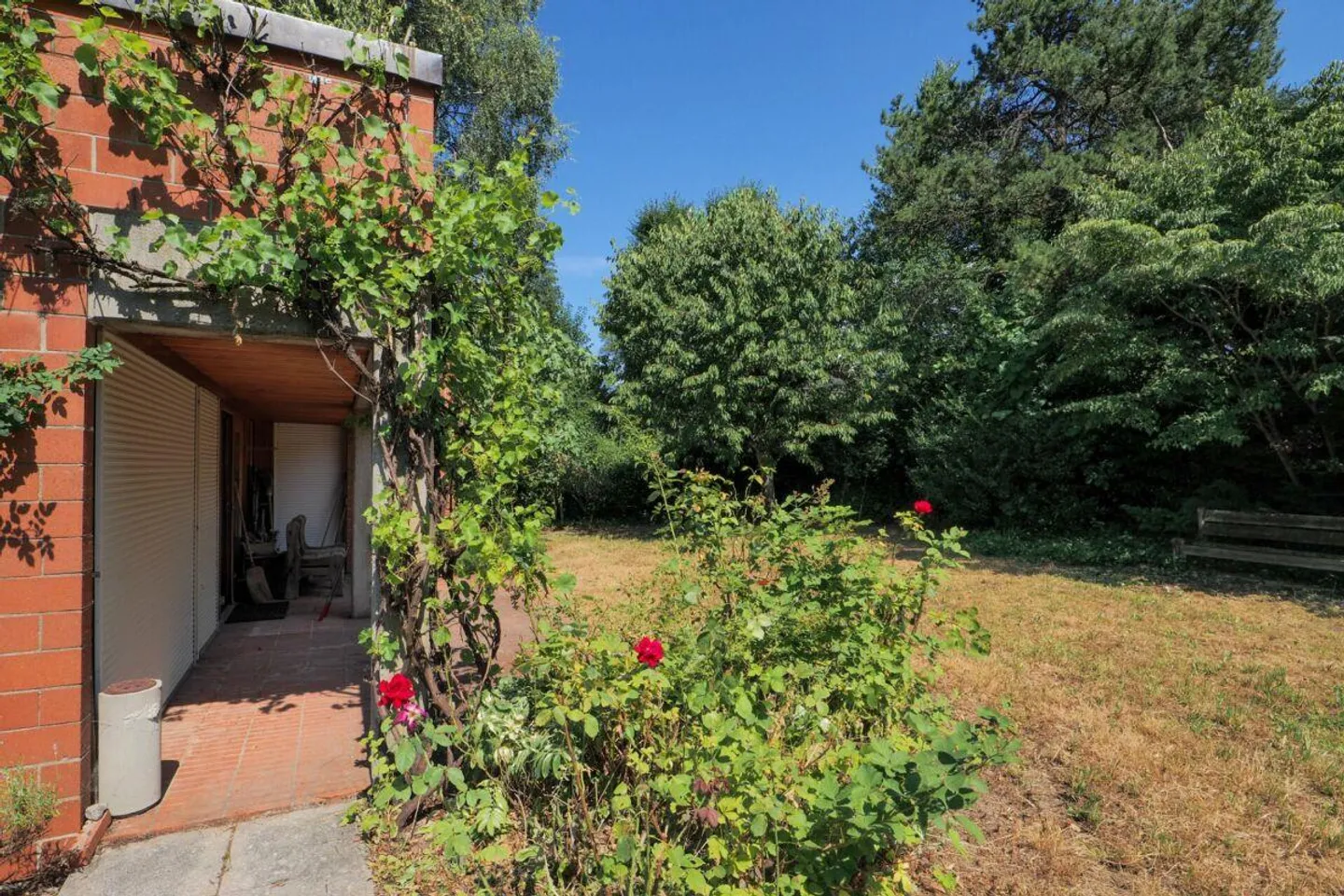 Terrain à bâtir dans un quartier magnifique ! - Photo 8 sur 9