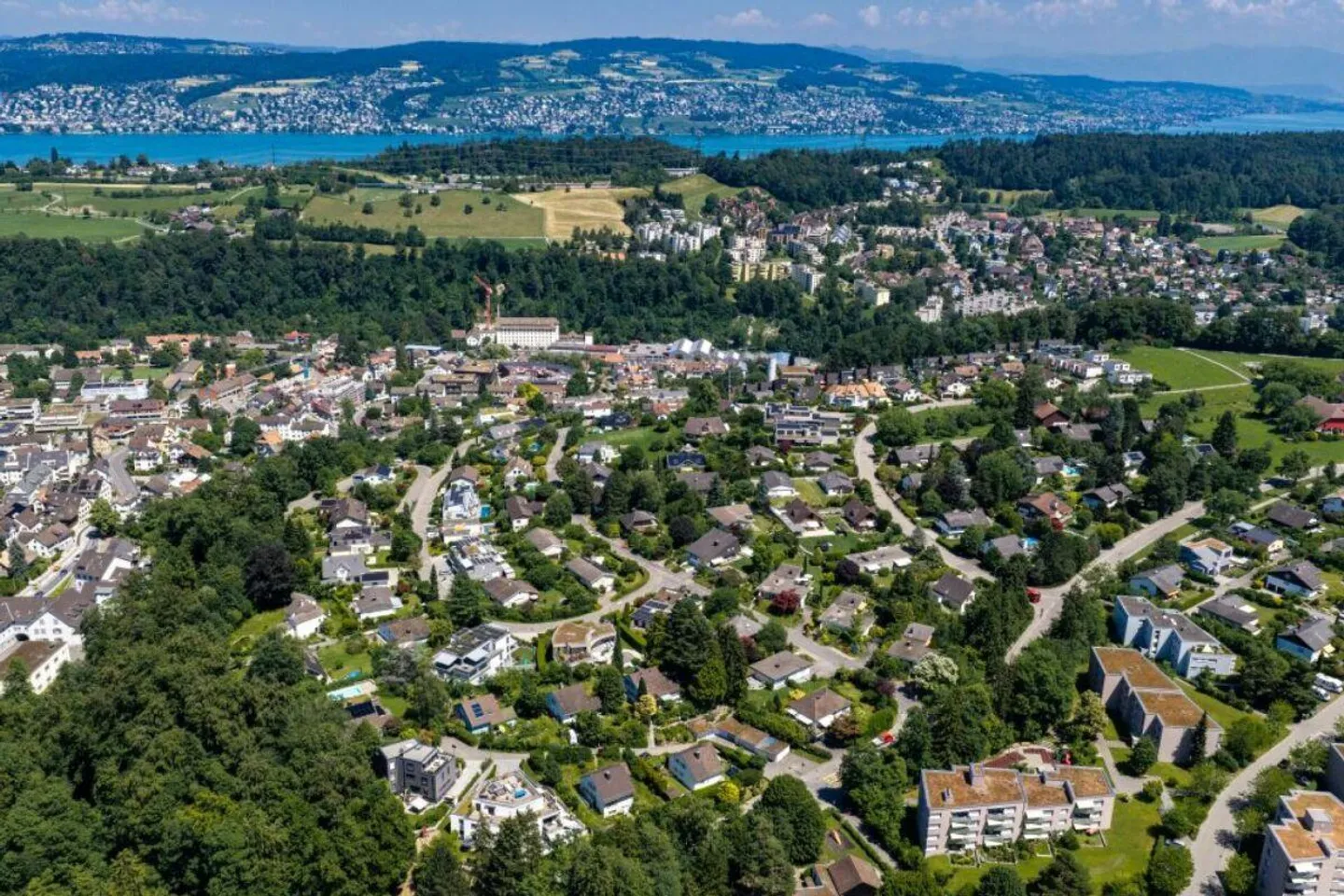 Terrain à bâtir dans un quartier magnifique ! - Photo 9 sur 9