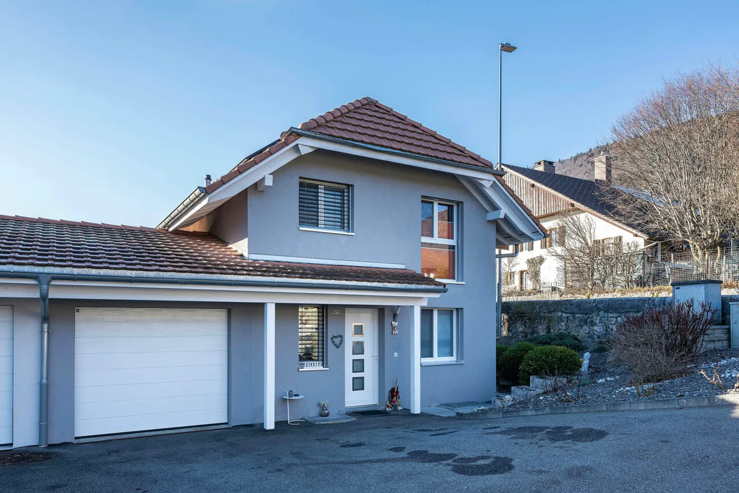Spaziosa casa familiare con bellissimo giardino - Foto 4 di 22