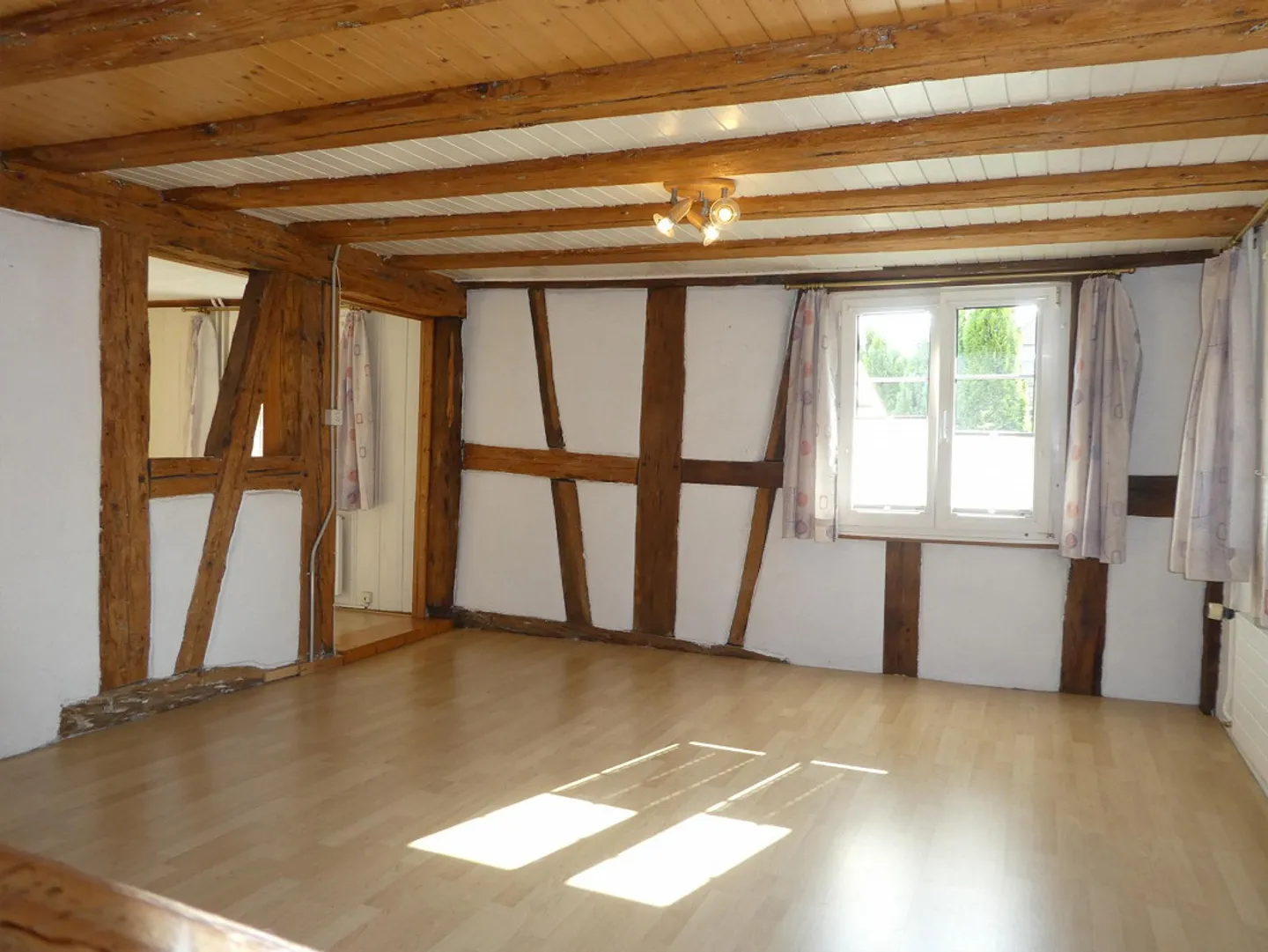 Casa Incantevole nel Centro del Villaggio di Basadingen - Foto 6 di 30