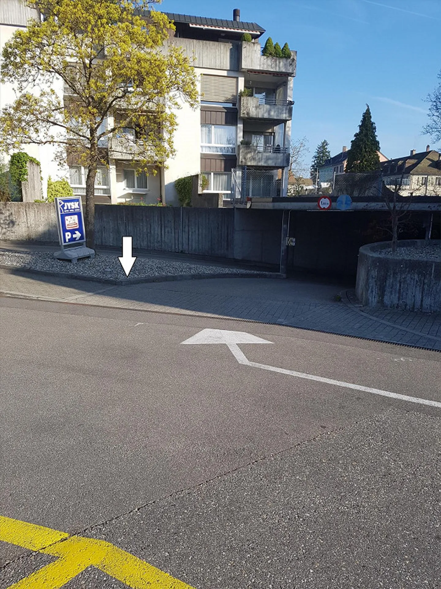 Tiefgaragenstellplatz in Langenthal - Foto 2 von 2