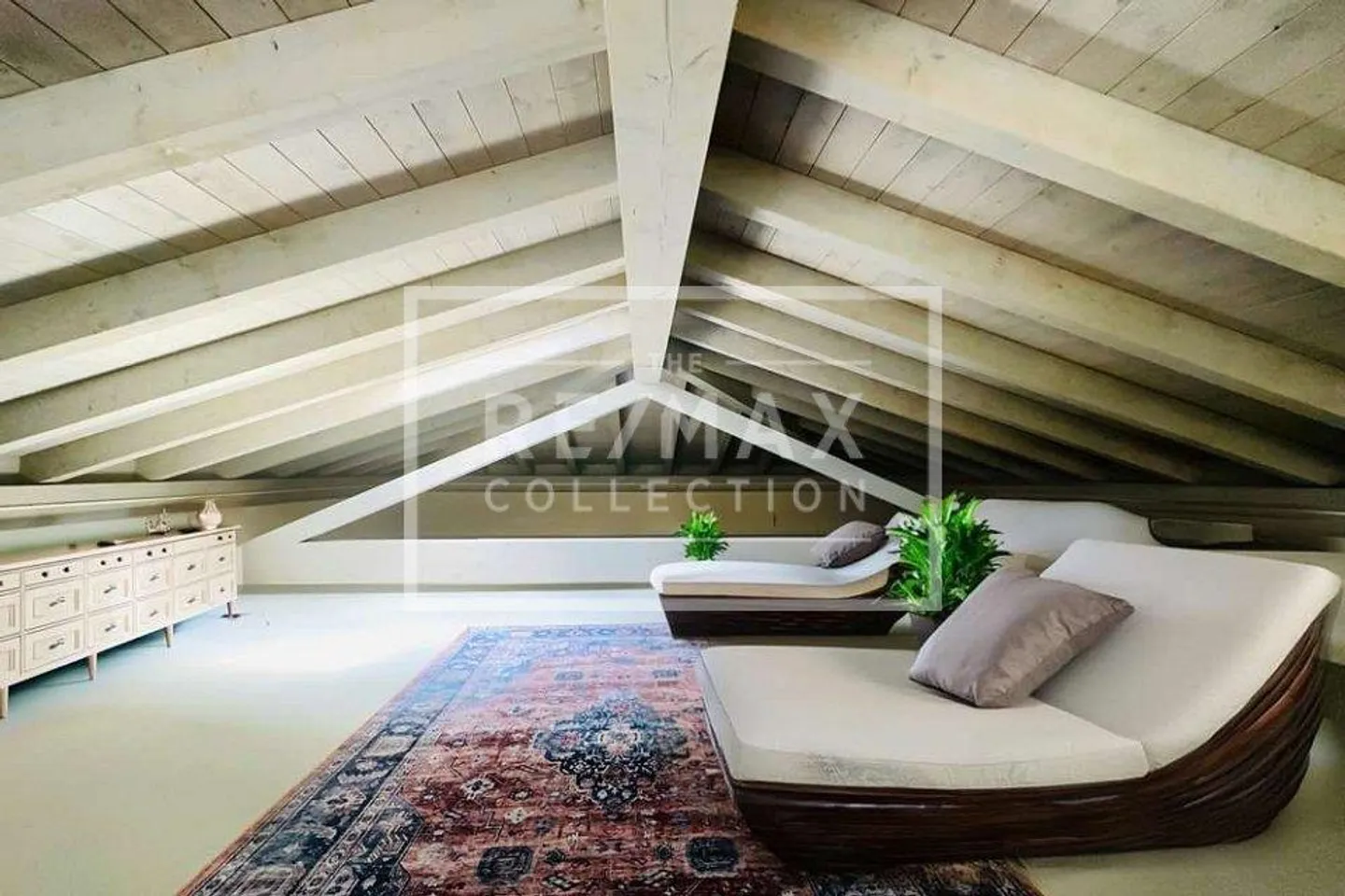 Complexe résidentiel avec deux maisons unifamiliales et vue sur le lac - Photo 9 sur 13