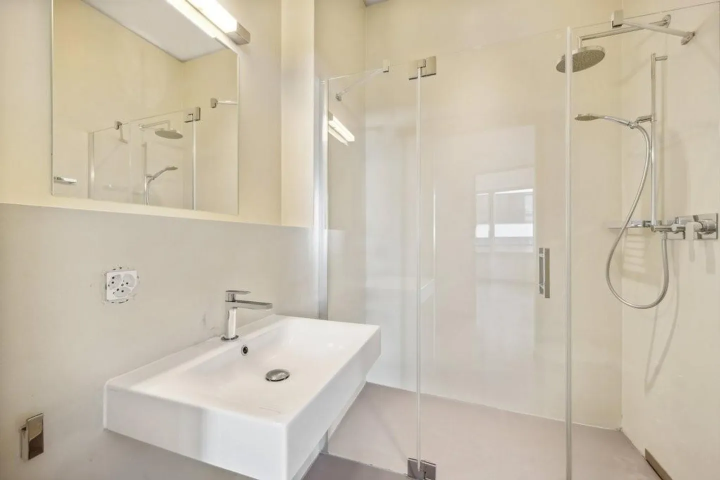 Modernes Apartment in Dietikon - Foto 5 von 6