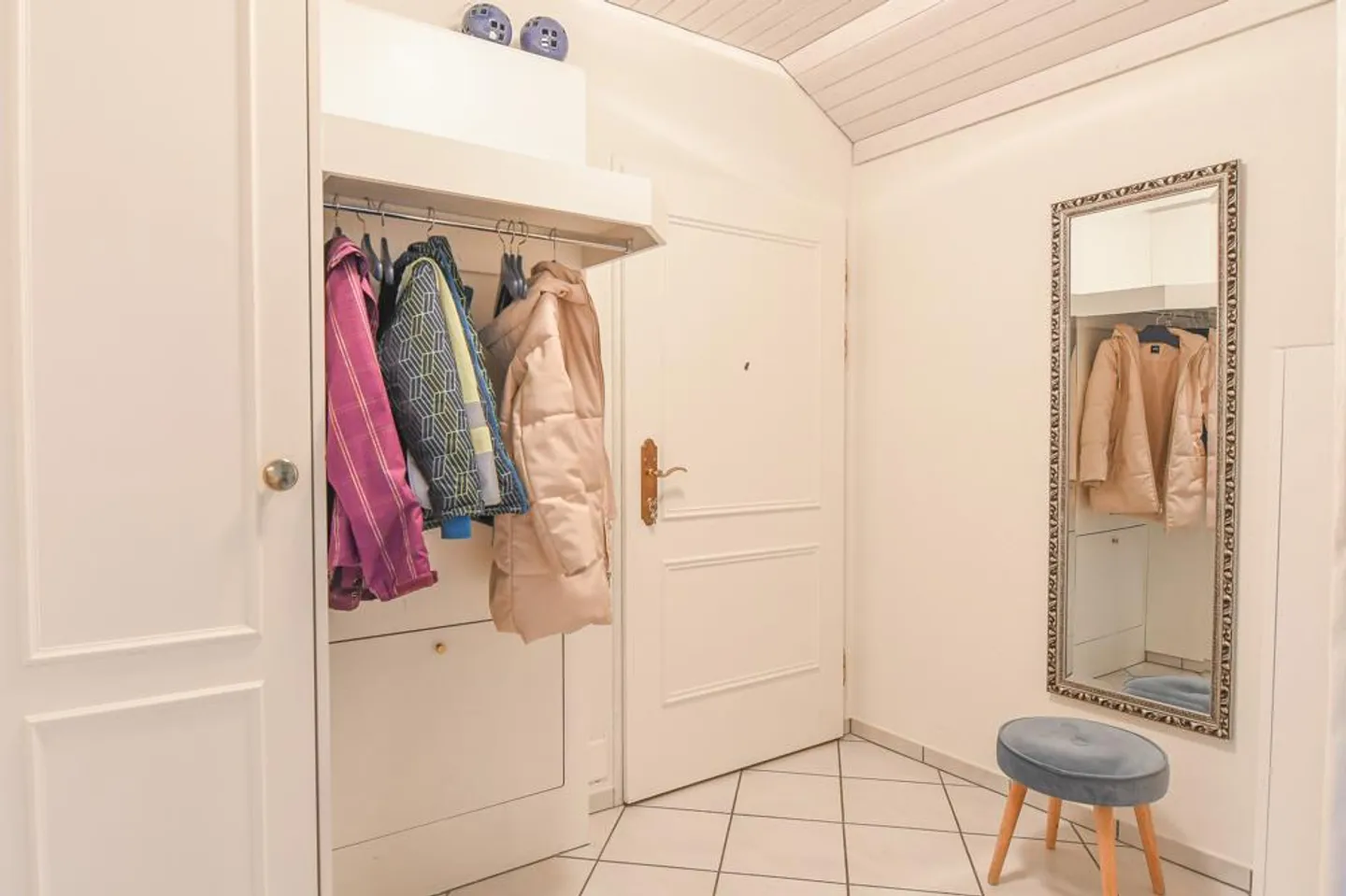 Grande Terrasse - deux Cheminées - Photo 2 sur 23