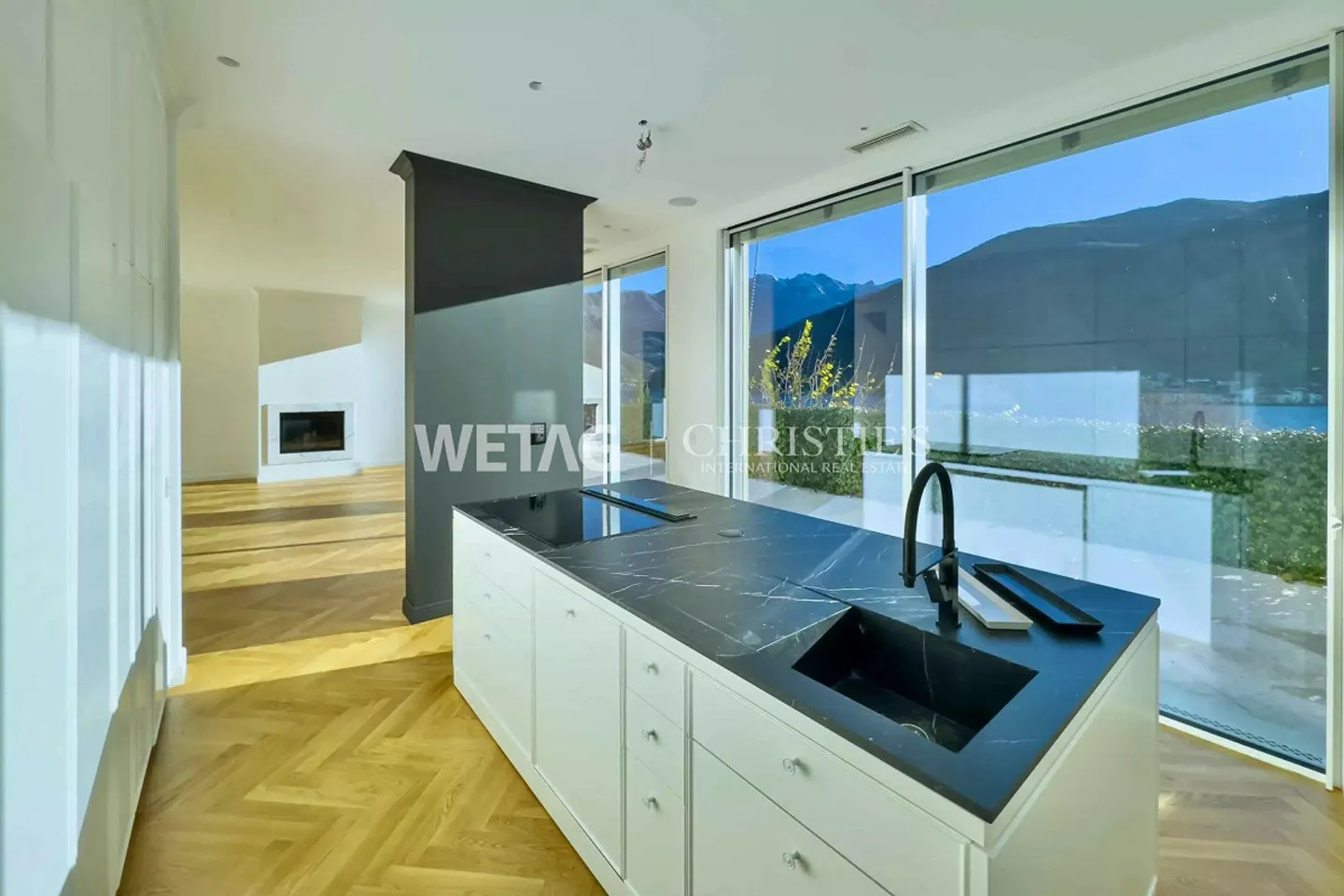 Lugano-Vico Morcote: Modern villa with spectacular views of the ... - Photo 3 of 10