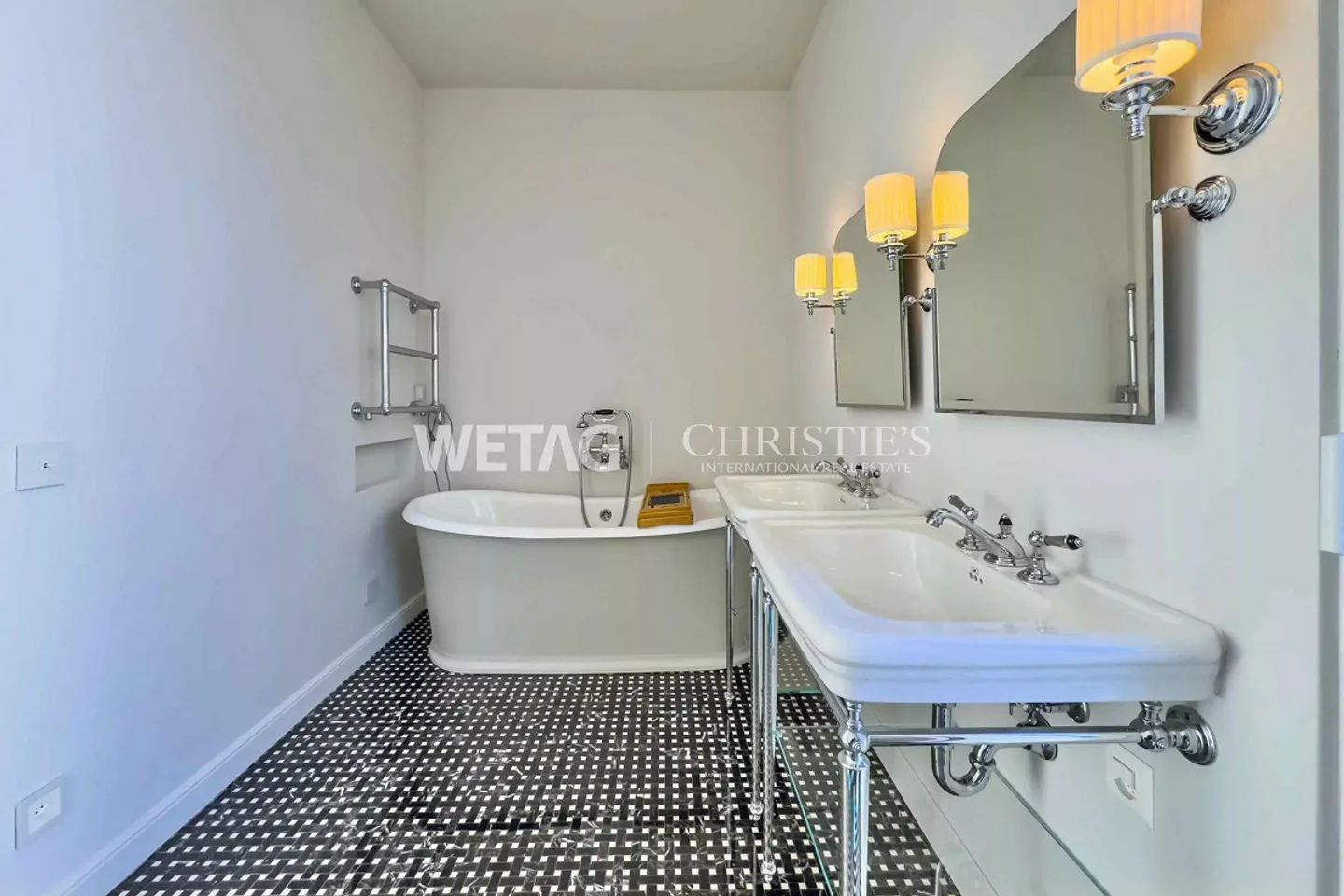 Lugano-Vico Morcote: Modern villa with spectacular views of the ... - Photo 5 of 10