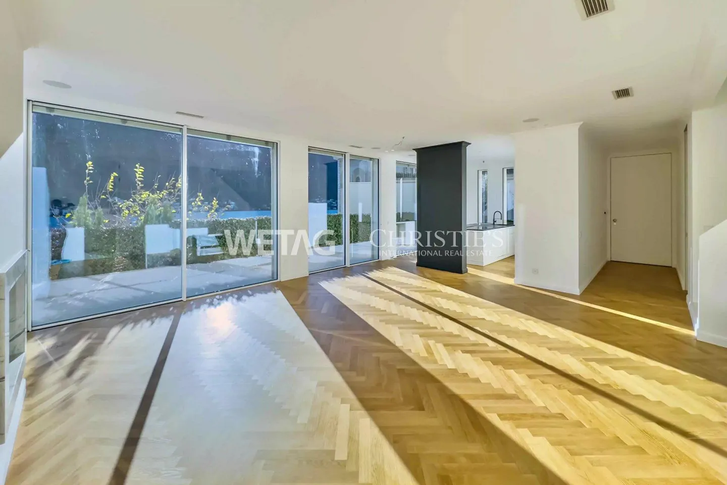 Lugano-Vico Morcote: Modern villa with spectacular views of the ... - Photo 7 of 10