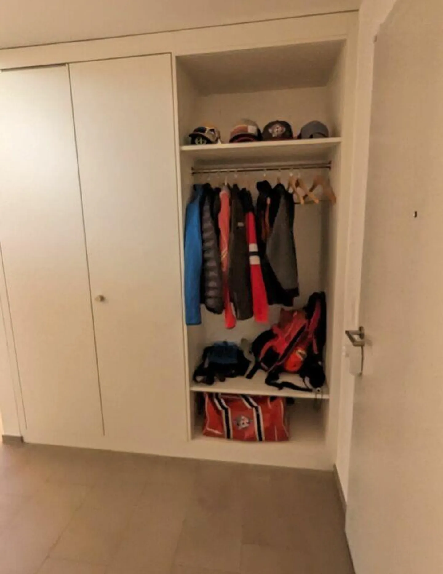 Appartement sous les combles de 2,5 pièces avec beaucoup de charme à louer dans un emplacement central - Photo 8 sur 15