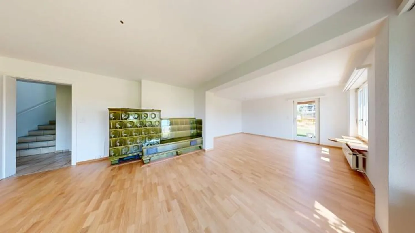 Familienfreundliches 5.5-Zimmer Einfamilienhaus an ruhiger Lage in ... - Foto 3 von 13