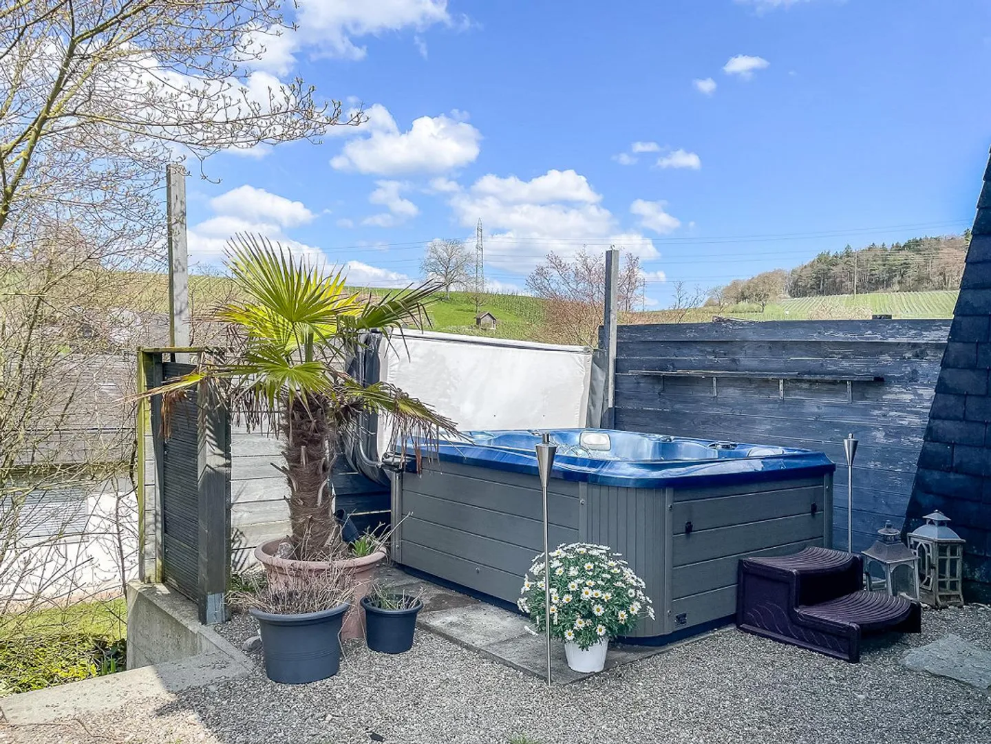 Charming 5.5-Room Single-Family House with Hot Tub in Würenlingen - Photo 13 of 14