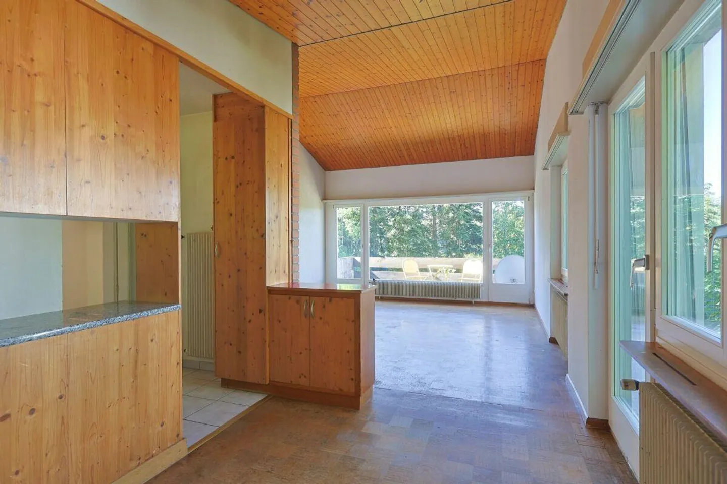 Einfamilienhaus mit Einliegerwohnung und Weitsicht - Foto 7 von 13