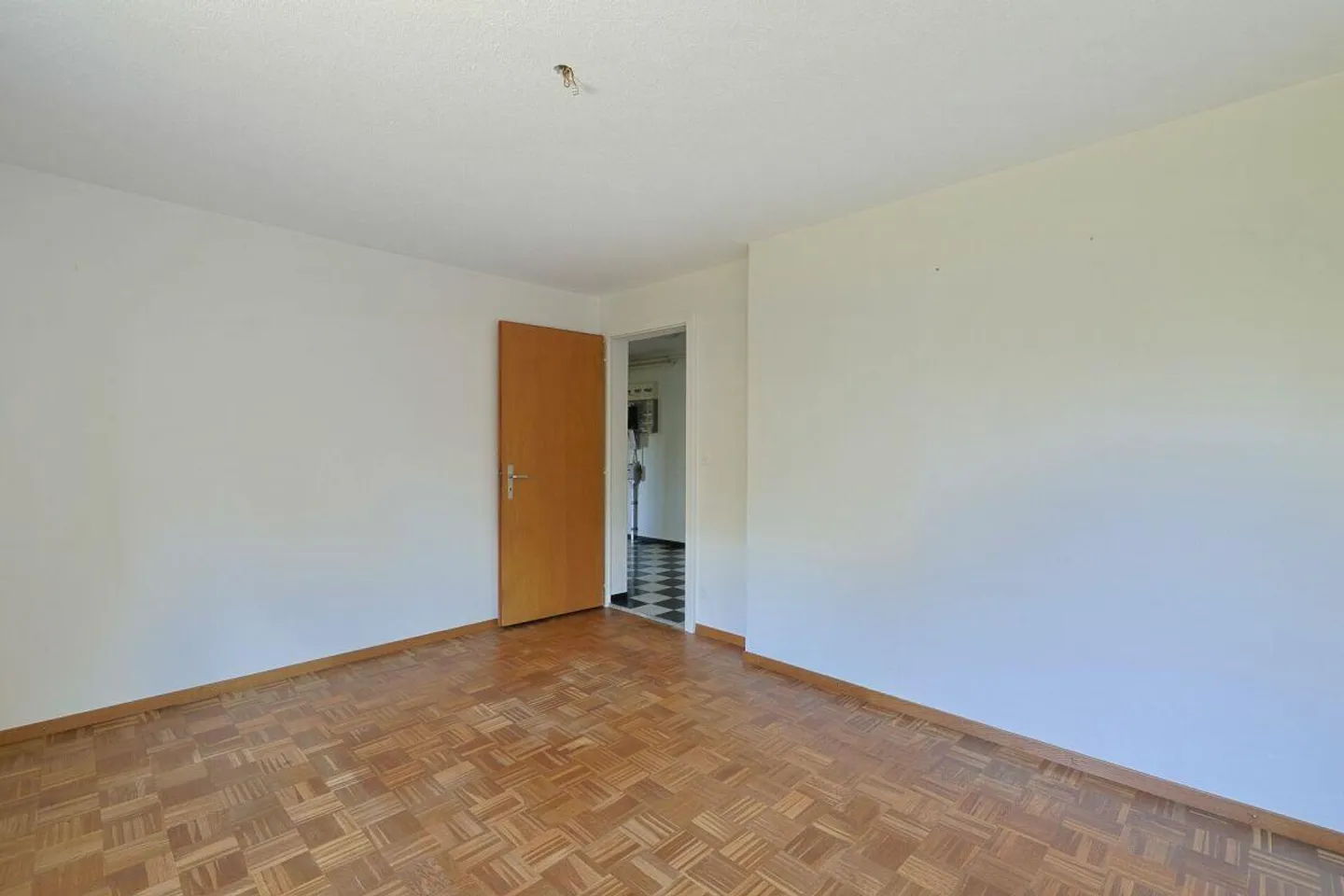 Einfamilienhaus mit Einliegerwohnung und Weitsicht - Foto 9 von 13