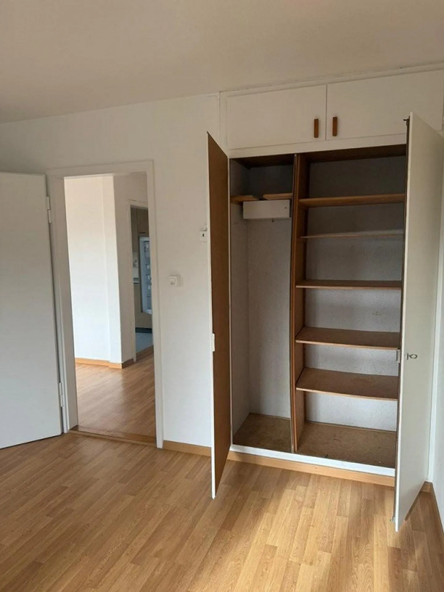 L'appartamento cerca un inquilino - Foto 5 di 8