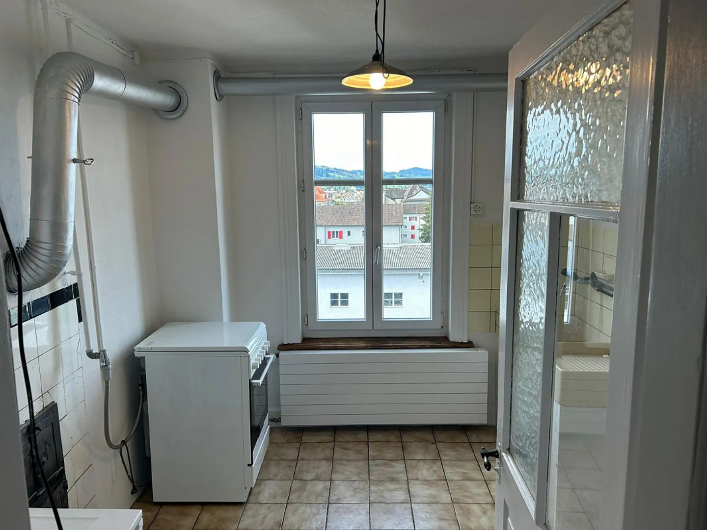 Dachwohnung in Altbau - Foto 3 von 11