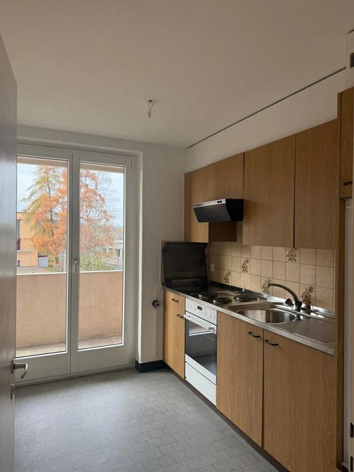 L'appartamento cerca un inquilino - Foto 2 di 8