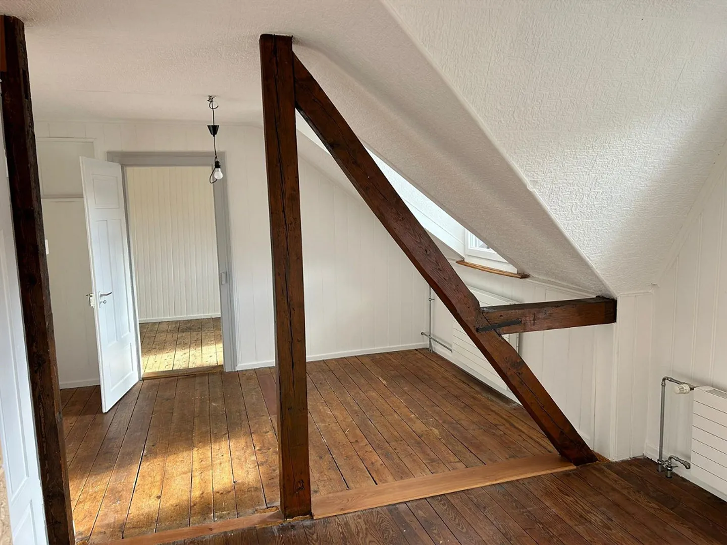 Dachwohnung in Altbau - Foto 7 von 11