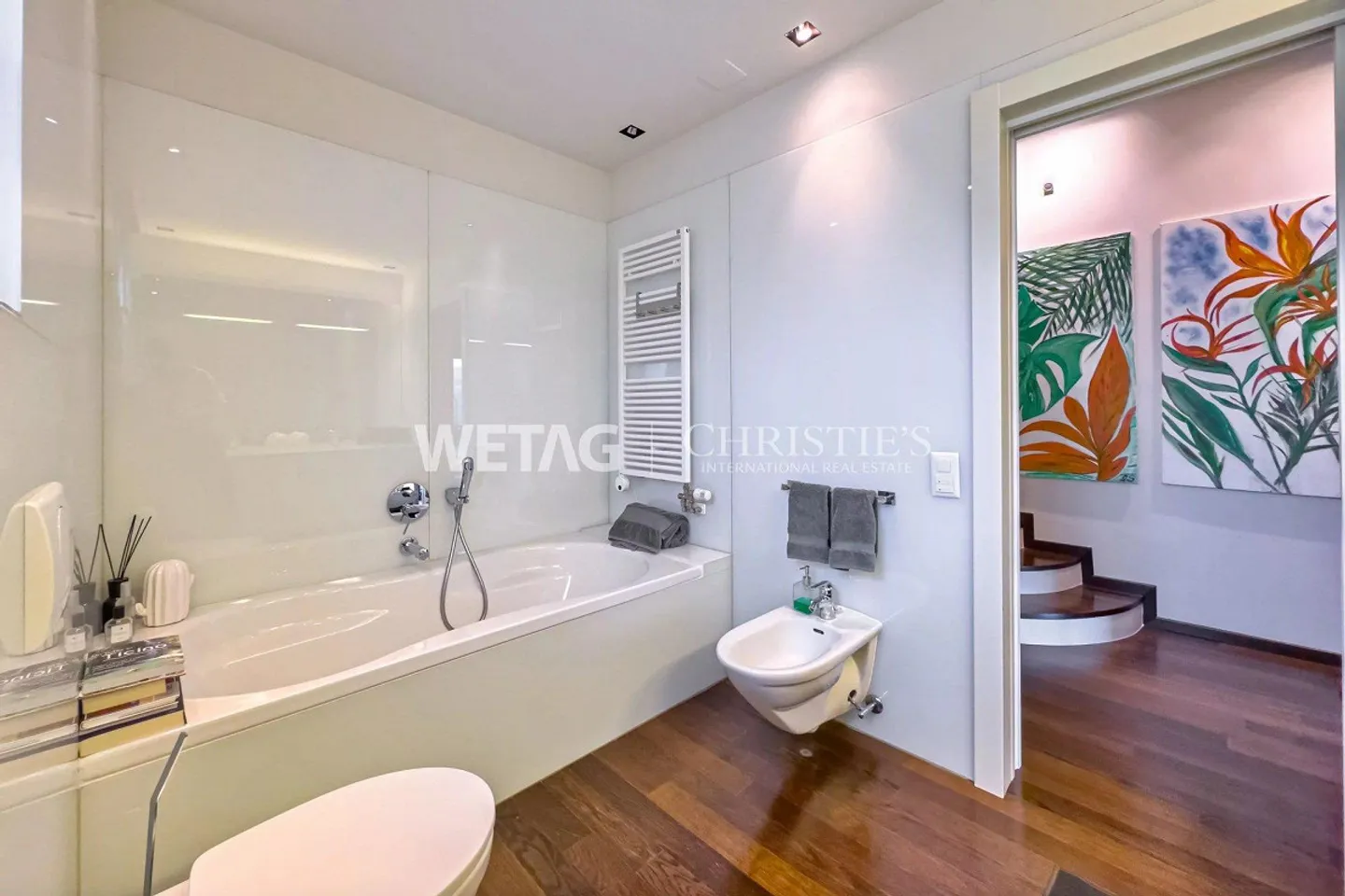 Modernes Penthouse mit Seeblick - Foto 9 von 13