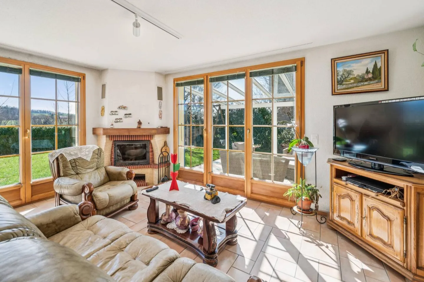 Charmante freistehende Villa im Grünen in Lausanne - Foto 5 von 13