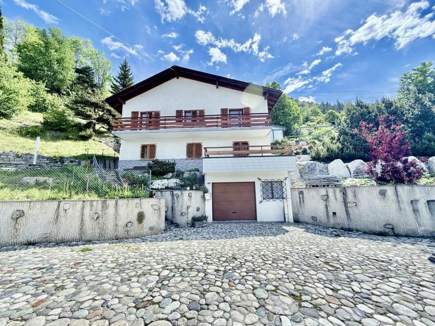 Einfamilienhaus mit Baugrundstück - Foto 7 von 11