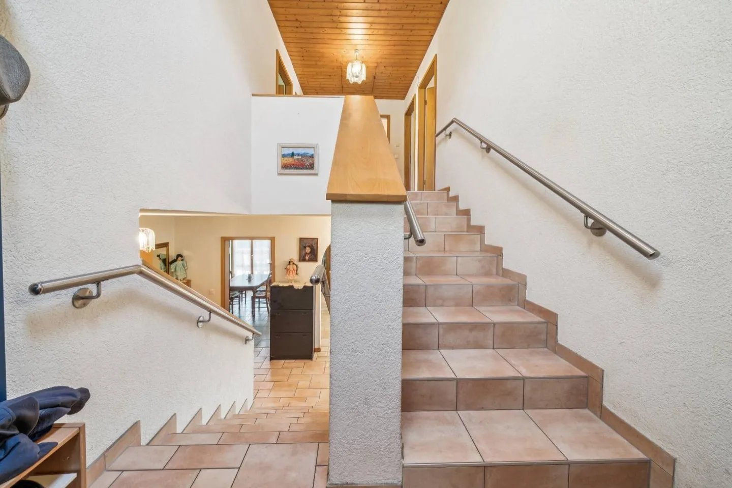 Charmante freistehende Villa im Grünen in Lausanne - Foto 3 von 13