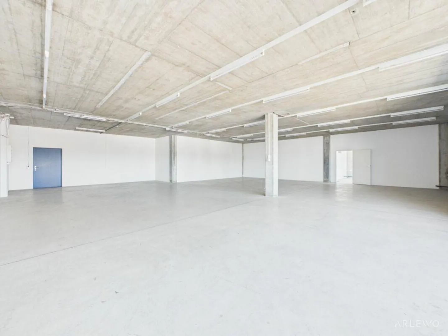 Versatile Commercial Space | Ideal for Storage, Production and Services... - Photo 7 of 22