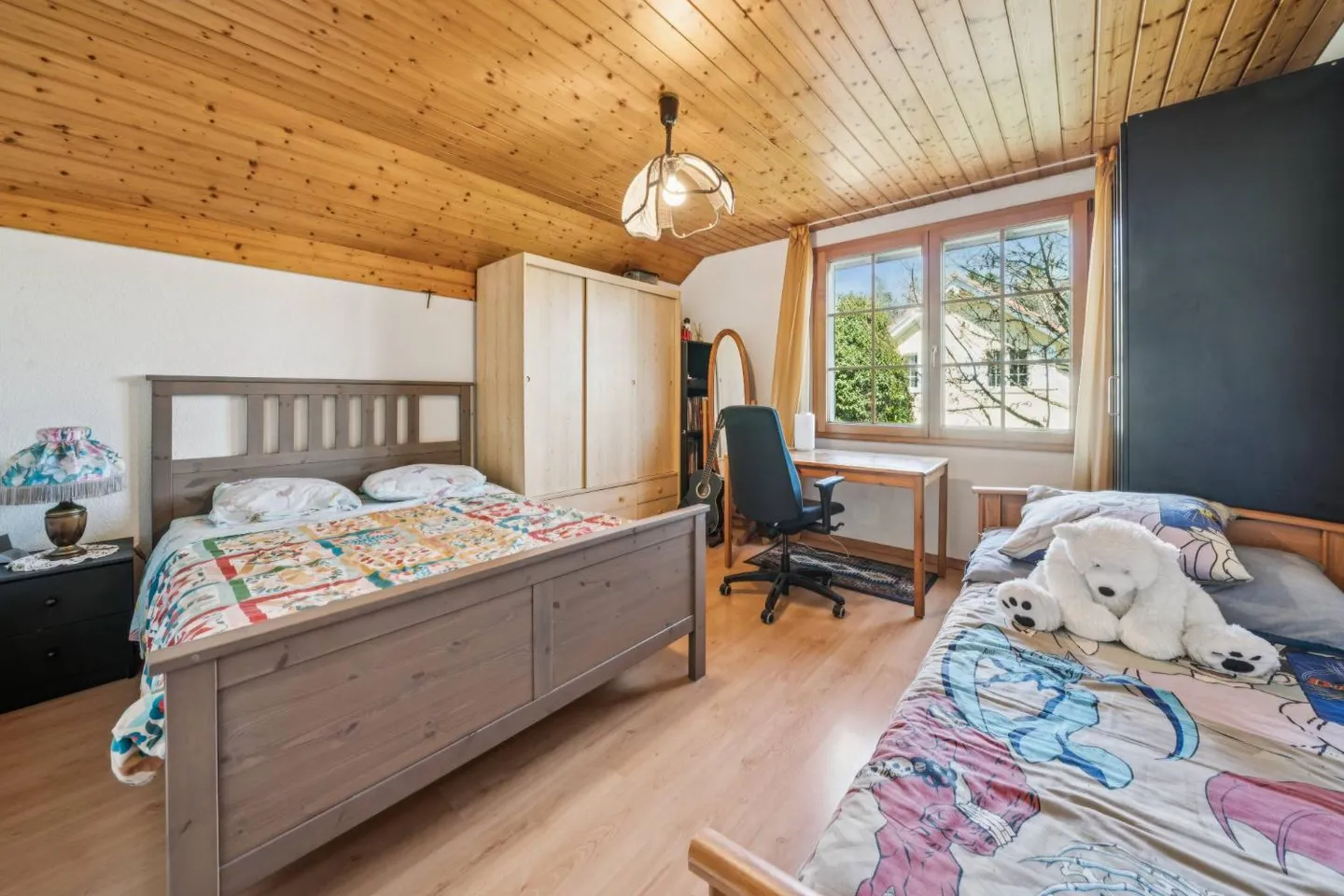 Charmante freistehende Villa im Grünen in Lausanne - Foto 12 von 13