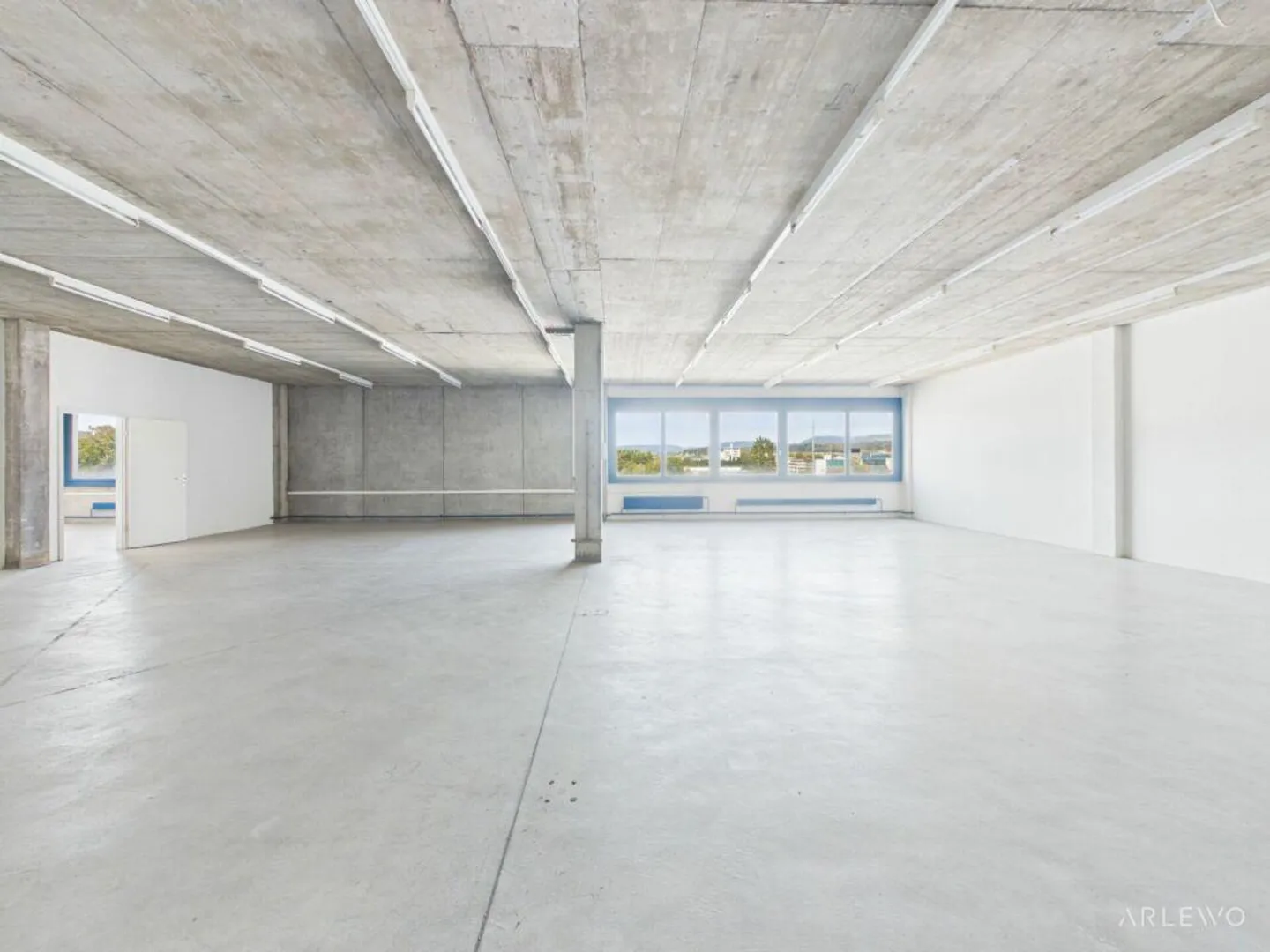 Versatile Commercial Space | Ideal for Storage, Production and Services... - Photo 8 of 22